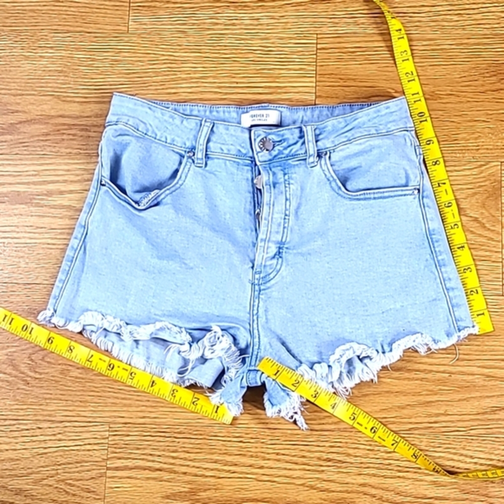 FOREVER 21 VINTAGE GIRLS 27x2 Y2K LIKE NEW BUTTON FLY CUTOFF DENIM STRECH SHORTS